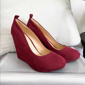 Pegabo Red Burgandy Wedges